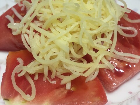 トマトチーズのせ